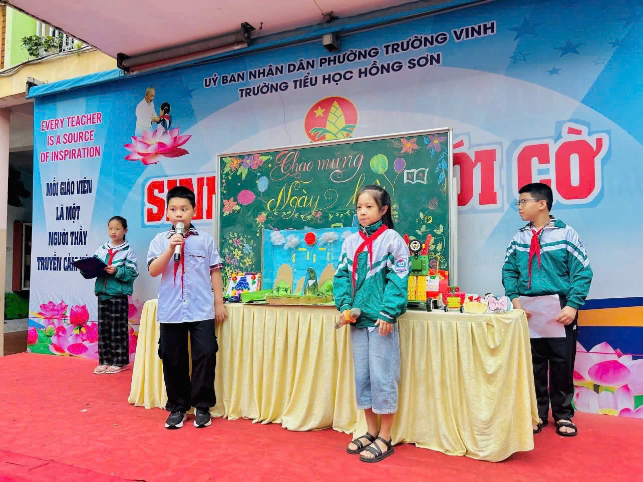 SINH HOẠT DƯỚI CỜ – KHỐI 4 VỚI CHỦ ĐỀ “NGÀY HỘI STEM”