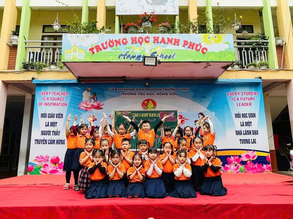 SINH HOẠT DƯỚI CỜ – TUYÊN TRUYỀN PHÒNG, CHỐNG BẠO LỰC HỌC ĐƯỜNG