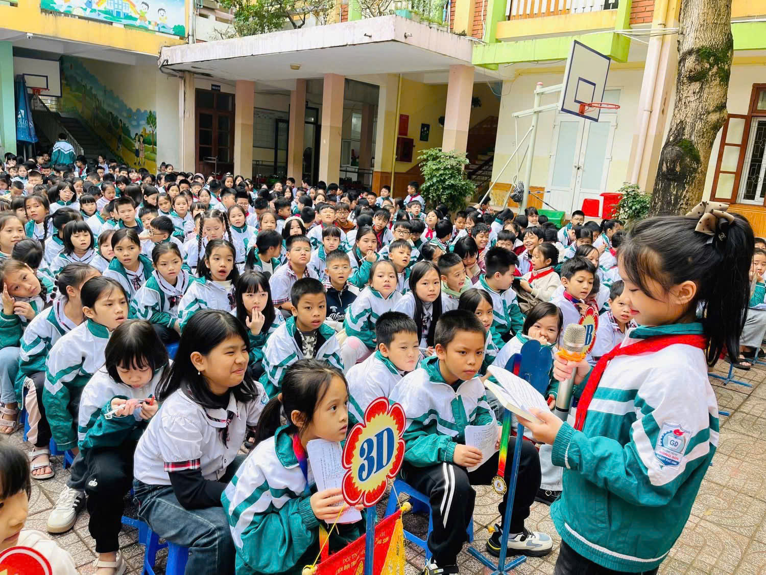 SINH HOẠT DƯỚI CỜ – TUYÊN TRUYỀN PHÒNG, CHỐNG BẠO LỰC HỌC ĐƯỜNG