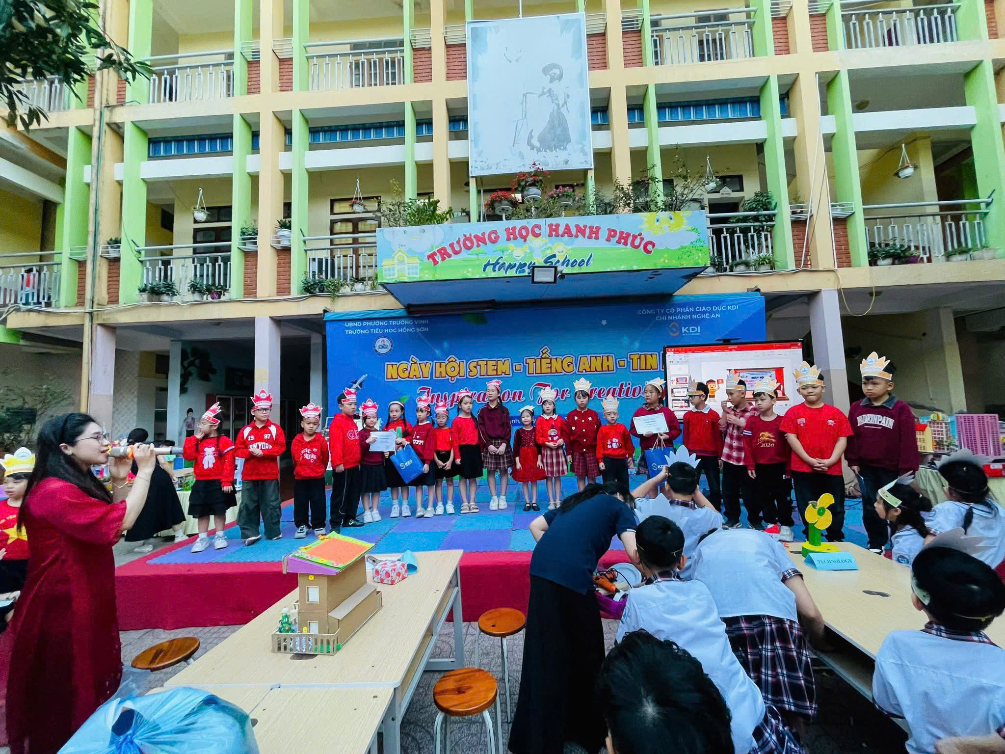 NGÀY HỘI STEM - TIẾNG ANH - TIN HỌC