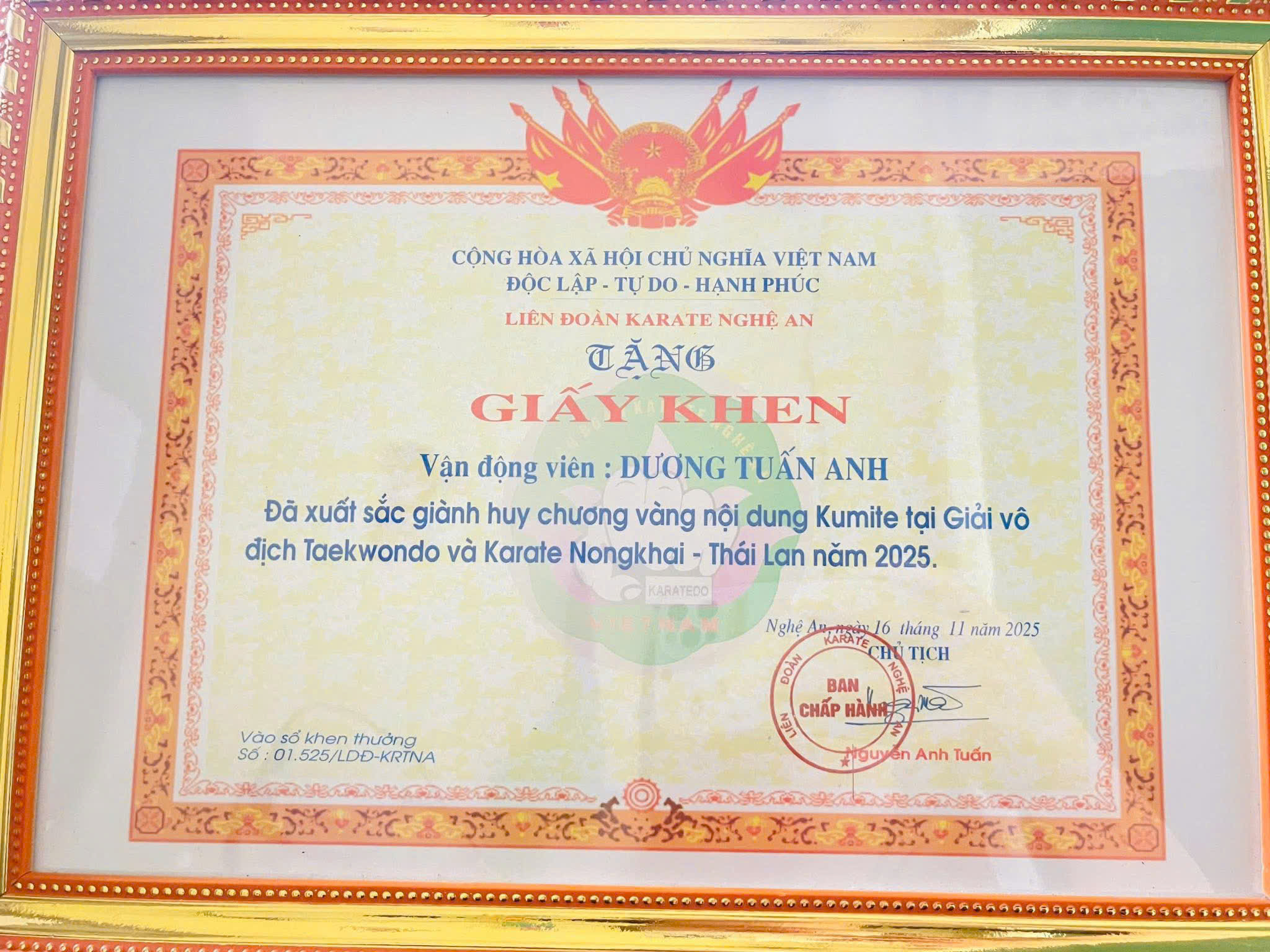 TIN VUI TỪ PHONG TRÀO THỂ DỤC THỂ THAO TRONG NHÀ TRƯỜNG