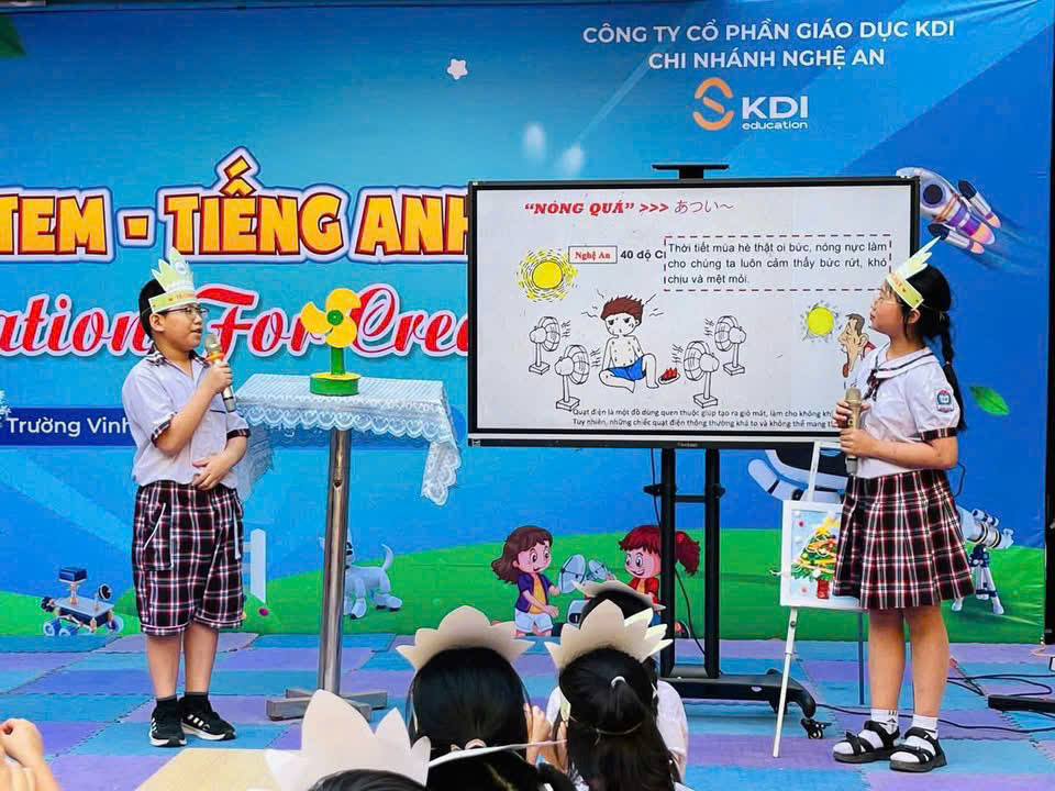 ✨ Liên đội trưởng Đào Xuân Hưng – niềm tự hào của Trường Tiểu học Hồng Sơn ✨ Có những bông hoa khi nở sẽ tỏa hương thật khác biệt.�Có những học trò mà sự cố gắng của em khiến thầy cô không khỏi xúc động và tự hào.�Và ở Hồng Sơn, cái tên Đào Xuân Hưng – lớp 4C chính là một bông hoa như thế. Dù còn nhỏ, nhưng Xuân Hưng đã chứng minh rằng:�khi có đam mê, có nỗ lực và có ý chí, thì mọi cánh cửa tri thức đều có thể mở ra.�Những thành tích em đạt được là minh chứng rõ ràng nhất: 🏅 Huy chương Vàng cấp