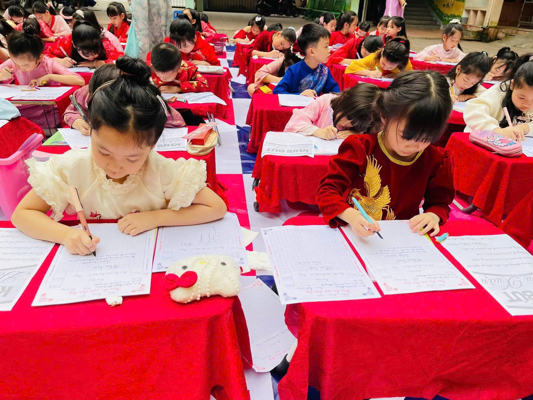 CHÀO XUÂN BÍNH NGỌ 2026 – XUÂN YÊU THƯƠNG