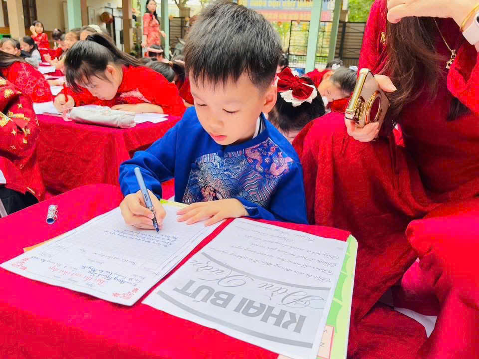 CHÀO XUÂN BÍNH NGỌ 2026 – XUÂN YÊU THƯƠNG