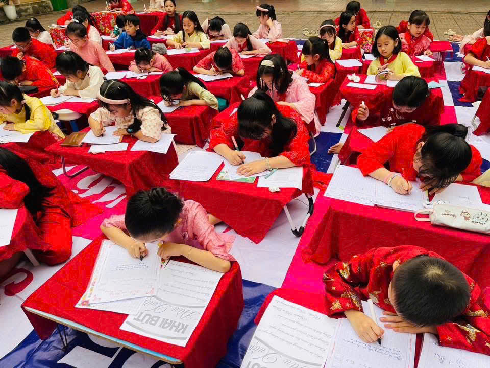 CHÀO XUÂN BÍNH NGỌ 2026 – XUÂN YÊU THƯƠNG