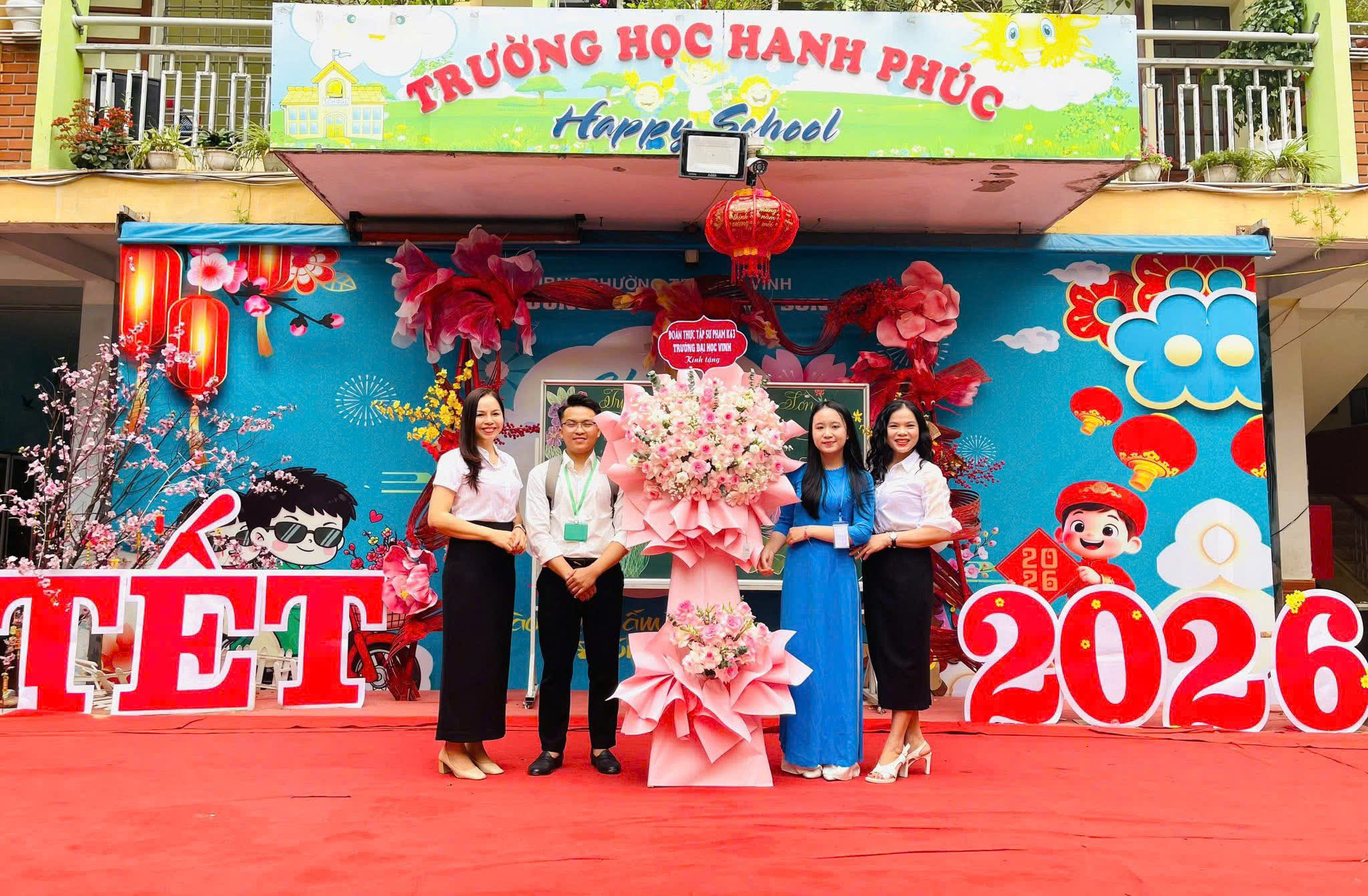 SINH HOẠT DƯỚI CỜ CHÀO MỪNG NGÀY QUỐC TẾ PHỤ NỮ