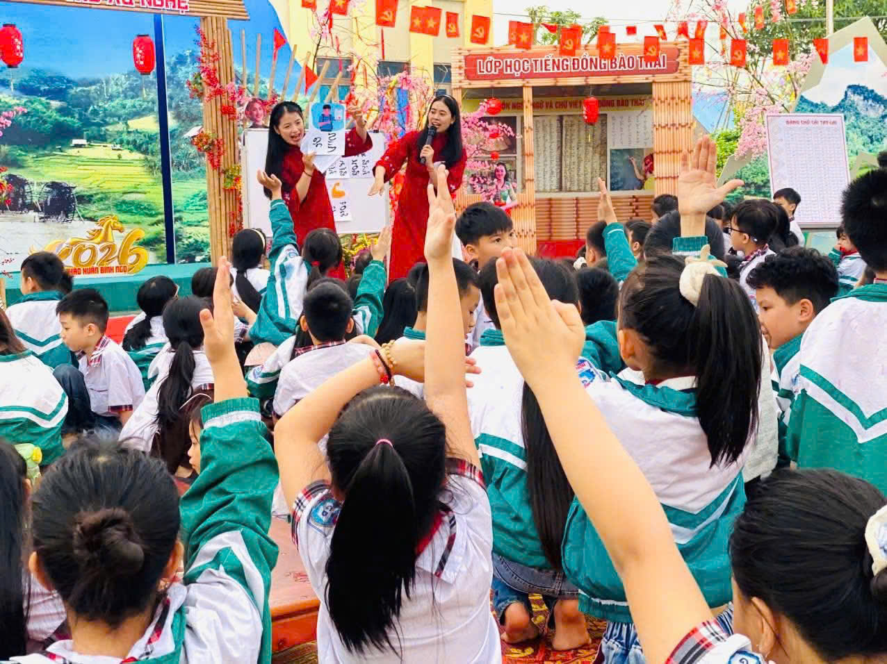 TRẢI NGHIỆM “HƯƠNG SẮC VÙNG CAO” – HÀNH TRÌNH KHÁM PHÁ VĂN HÓA THÚ VỊ!