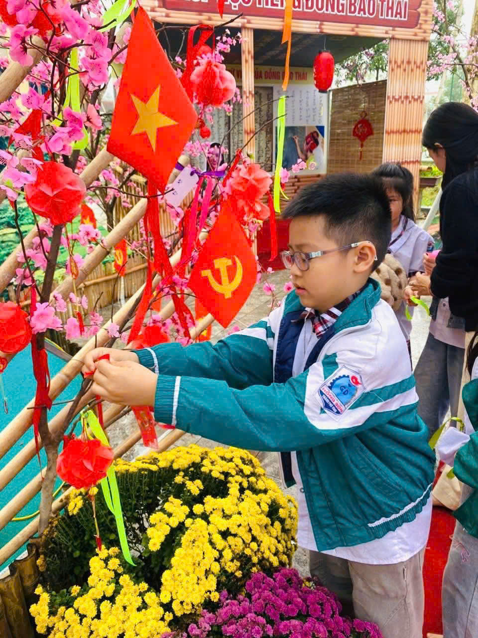 TRẢI NGHIỆM “HƯƠNG SẮC VÙNG CAO” – HÀNH TRÌNH KHÁM PHÁ VĂN HÓA THÚ VỊ!