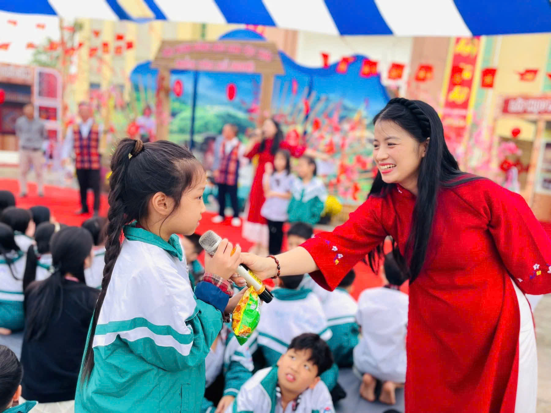 TRẢI NGHIỆM “HƯƠNG SẮC VÙNG CAO” – HÀNH TRÌNH KHÁM PHÁ VĂN HÓA THÚ VỊ!