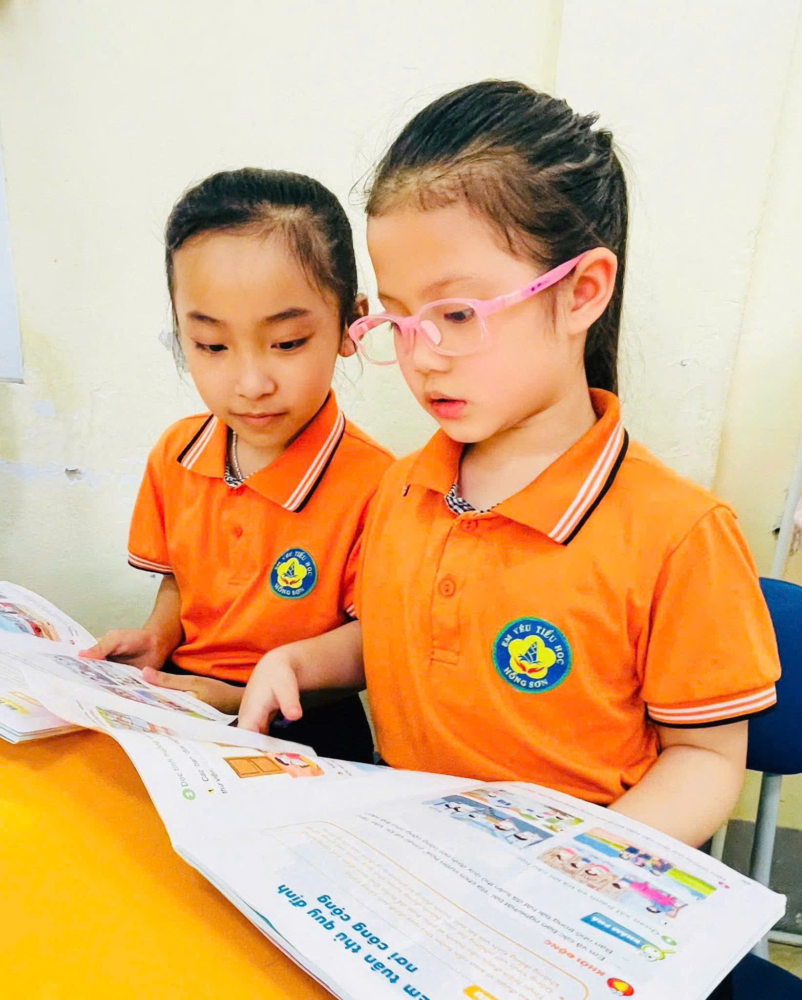 LAN TỎA TINH THẦN ĐỔI MỚI QUA SINH HOẠT CHUYÊN ĐỀ CẤP TRƯỜNG