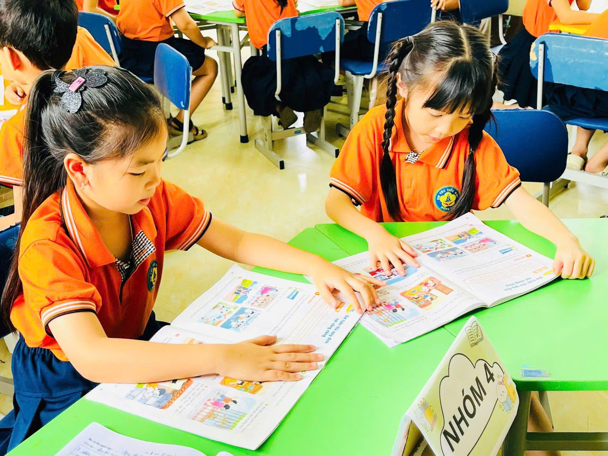 LAN TỎA TINH THẦN ĐỔI MỚI QUA SINH HOẠT CHUYÊN ĐỀ CẤP TRƯỜNG