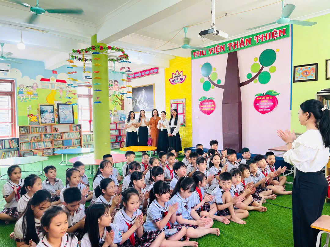 TIẾT HỌC NGOÀI KHÔNG GIAN LỚP HỌC- LAN TOẢ VĂN HOÁ ĐỌC