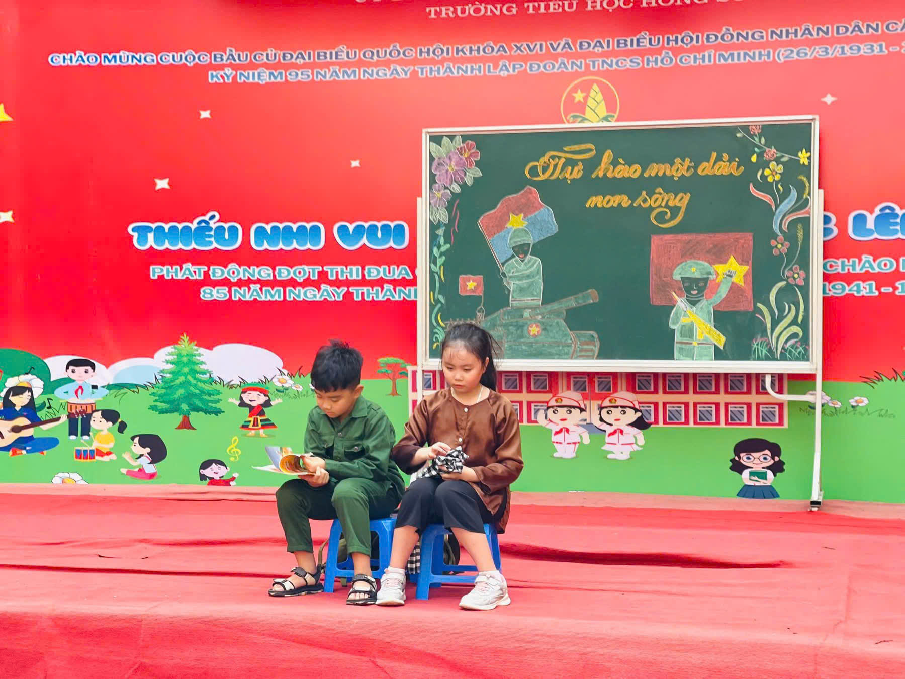 TỰ HÀO MỘT DẢI NON SÔNG – KHI LỊCH SỬ HÓA THÀNH NHỮNG BÀI HỌC SỐNG ĐỘNG