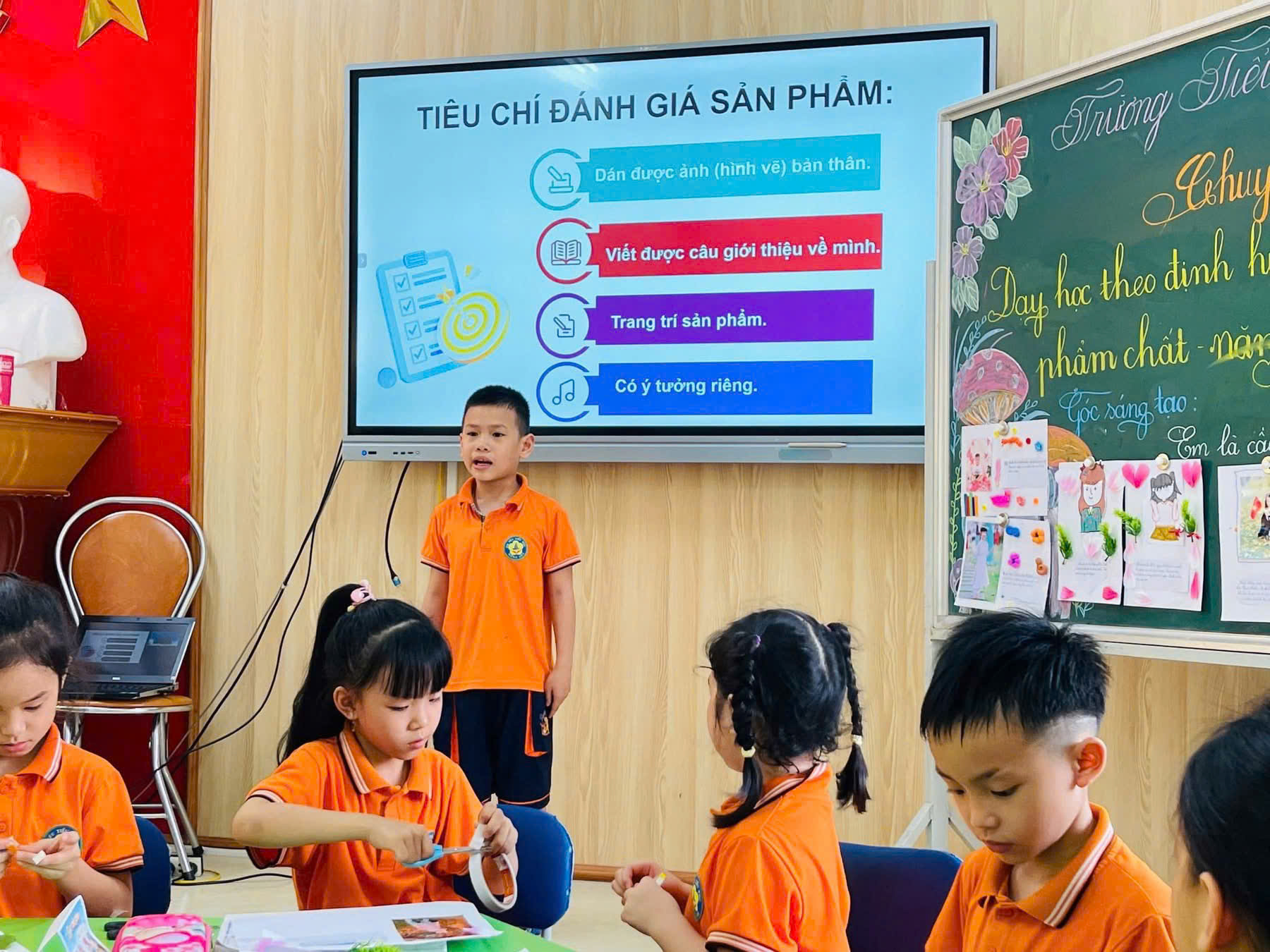 Trường Tiểu học Hồng Sơn tiếp tục hành trình đổi mới sáng tạo với những tiết sinh hoạt chuyên đề thiết thực, góp phần nâng cao chất lượng dạy học theo Chương trình GDPT 2018