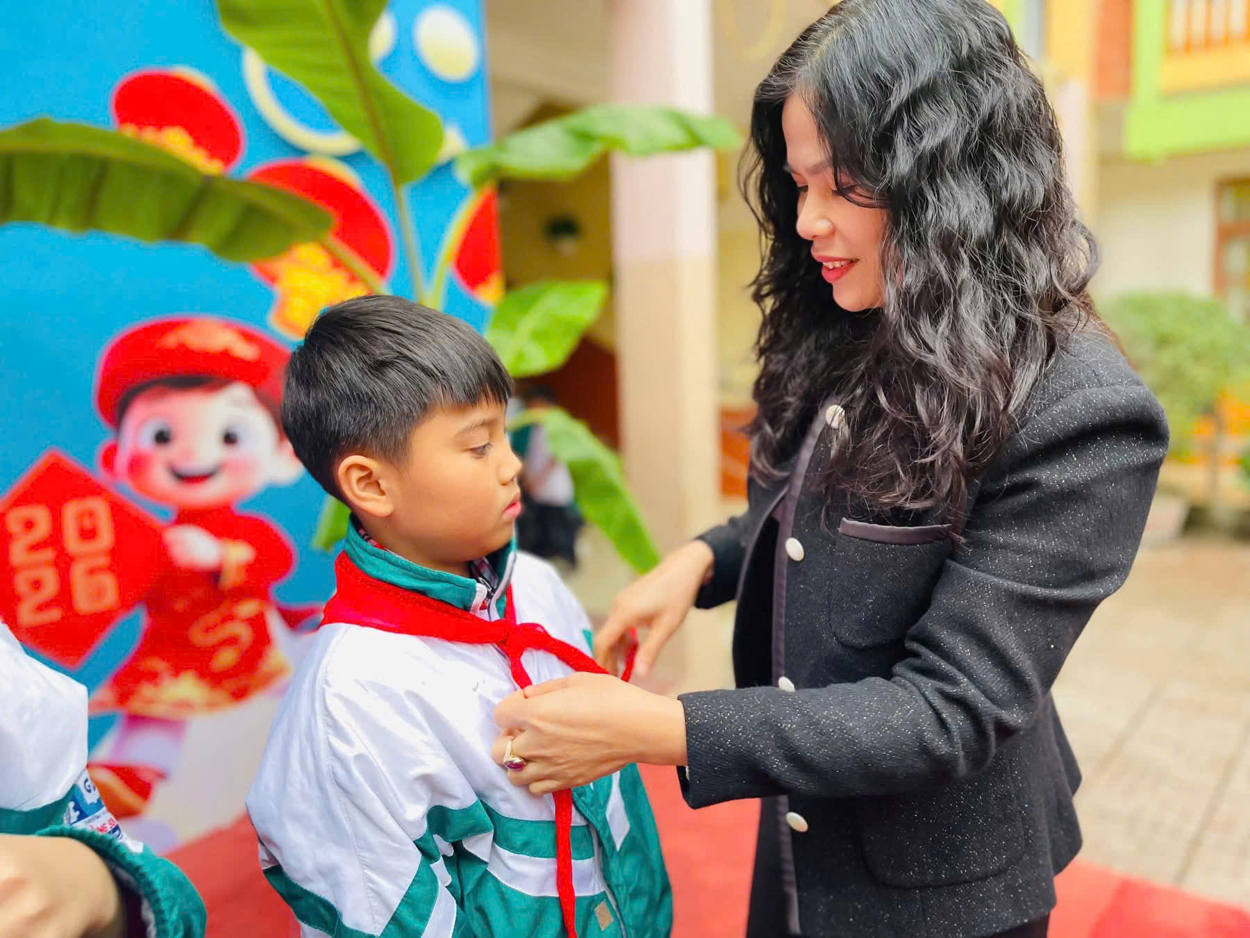 LỄ KẾT NẠP ĐỘI VIÊN ĐỢT I DẤU MỐC TỰ HÀO CỦA THIẾU NHI KHỐI 3 TRƯỜNG TIỂU HỌC HỒNG SƠN