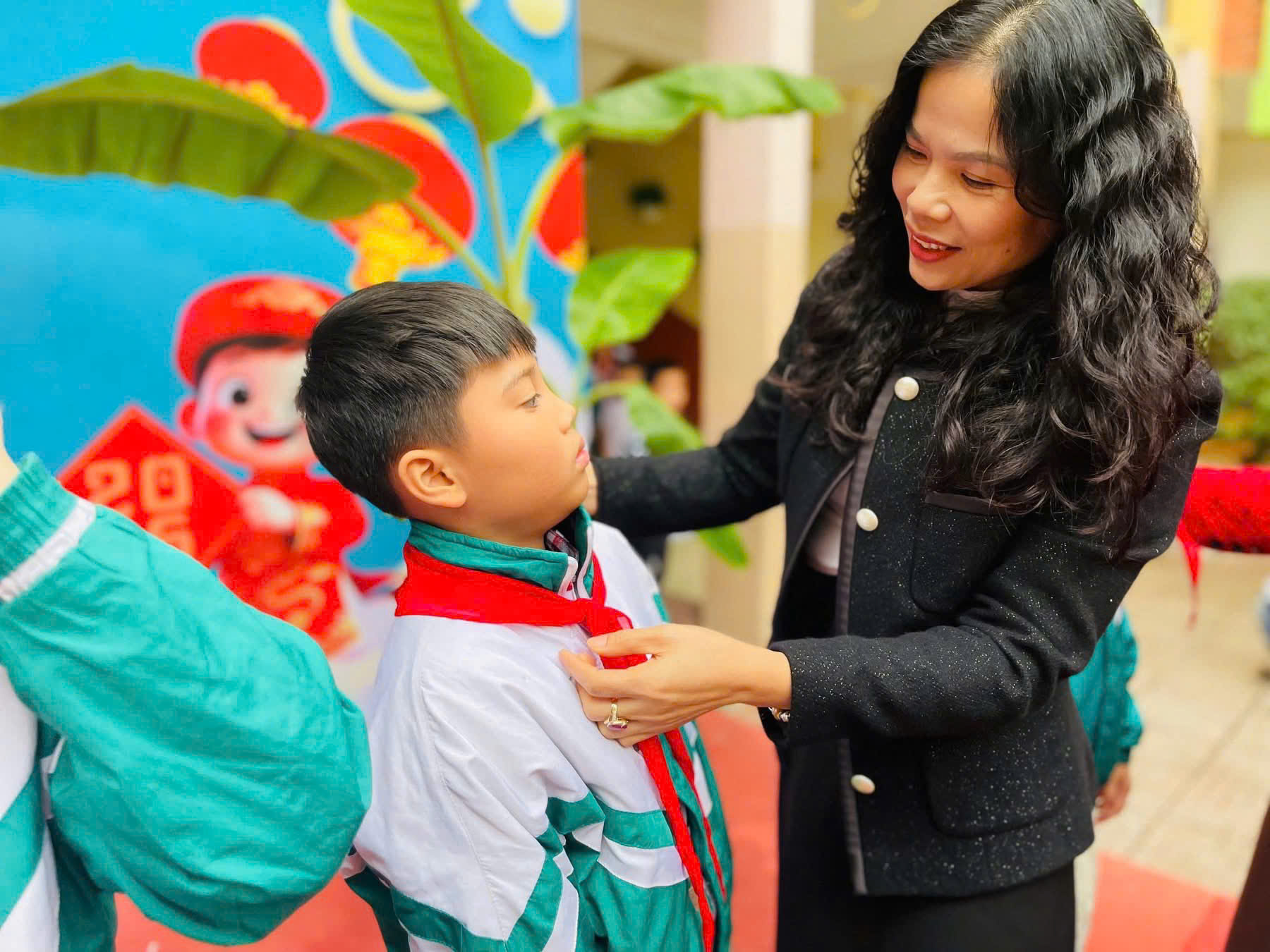 LỄ KẾT NẠP ĐỘI VIÊN ĐỢT I DẤU MỐC TỰ HÀO CỦA THIẾU NHI KHỐI 3 TRƯỜNG TIỂU HỌC HỒNG SƠN