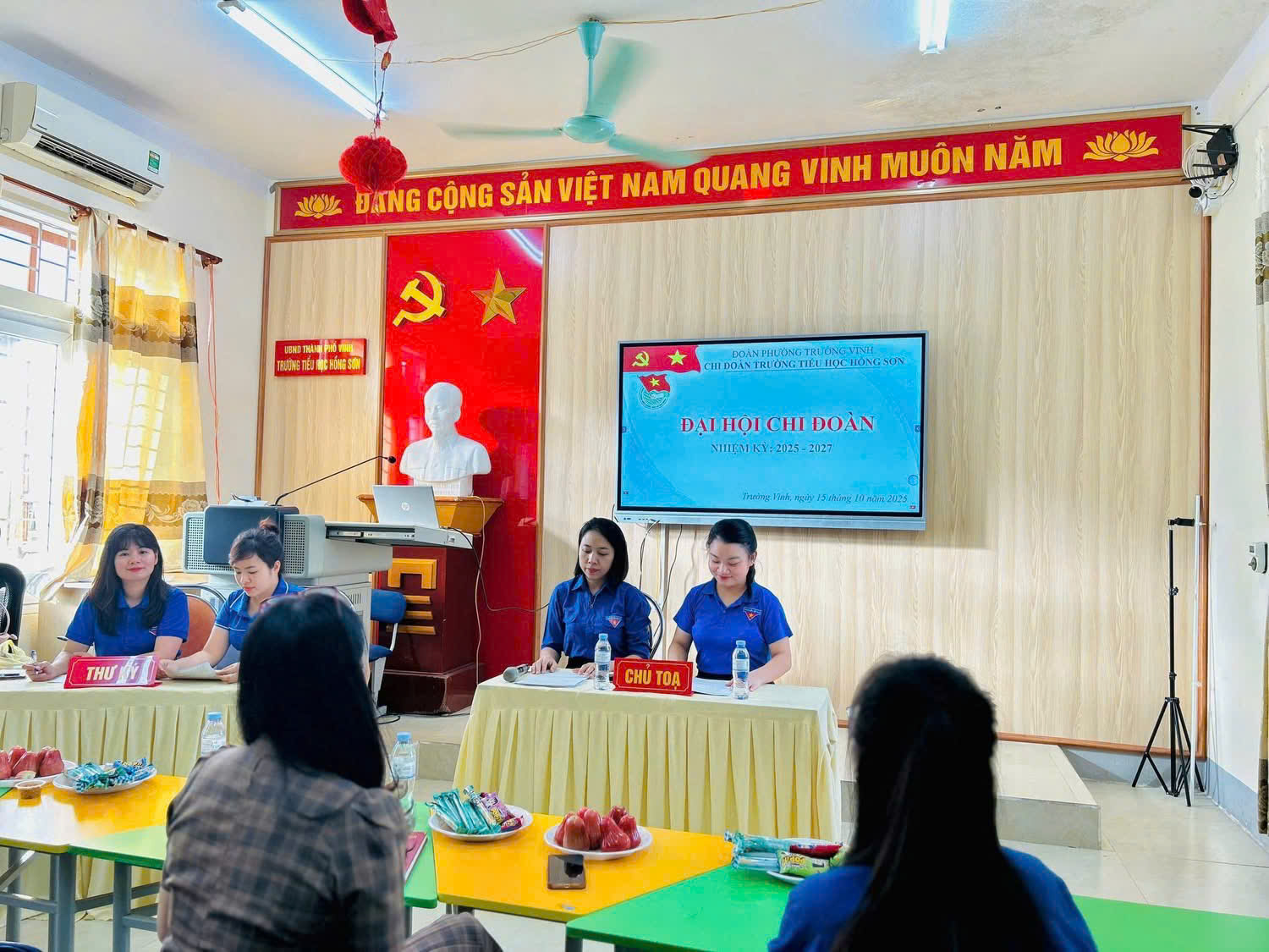 Đại hội chi đoàn TNCS Hồ Chí Minh nhiệm kỳ 2025 - 2027