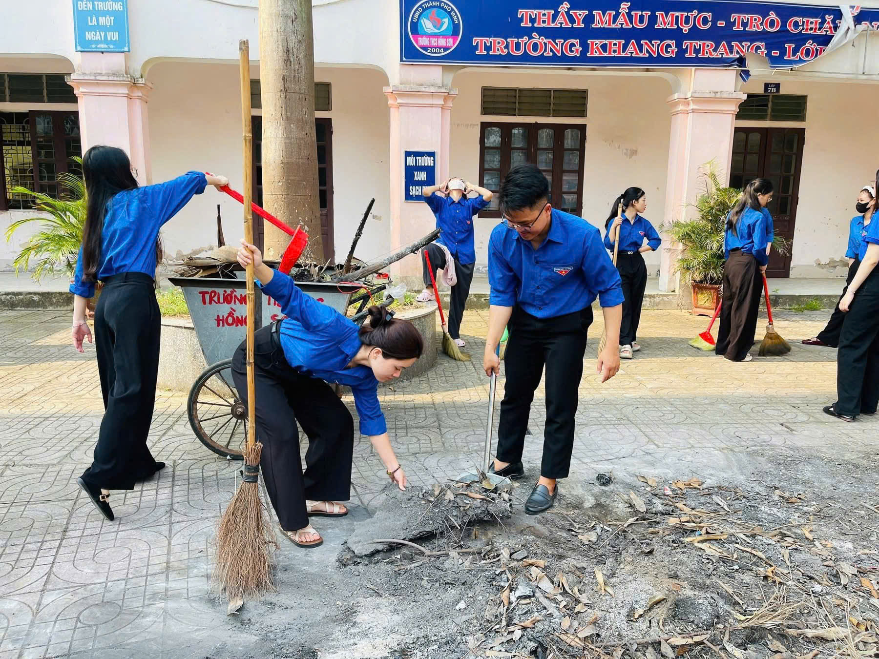 TRƯỜNG TIỂU HỌC HỒNG SƠN HƯỞNG ỨNG KỶ NIỆM NGÀY THÀNH LẬP ĐOÀN TNCS HỒ CHÍ MINH
