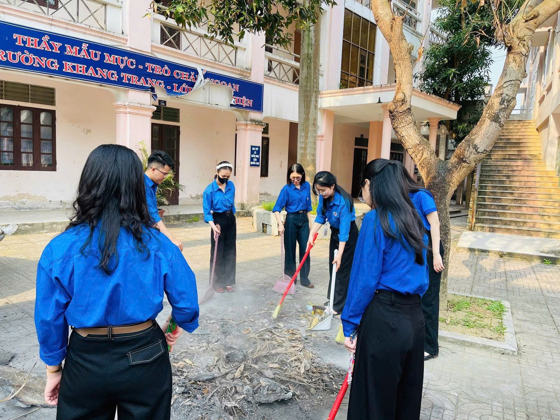 TRƯỜNG TIỂU HỌC HỒNG SƠN HƯỞNG ỨNG KỶ NIỆM NGÀY THÀNH LẬP ĐOÀN TNCS HỒ CHÍ MINH