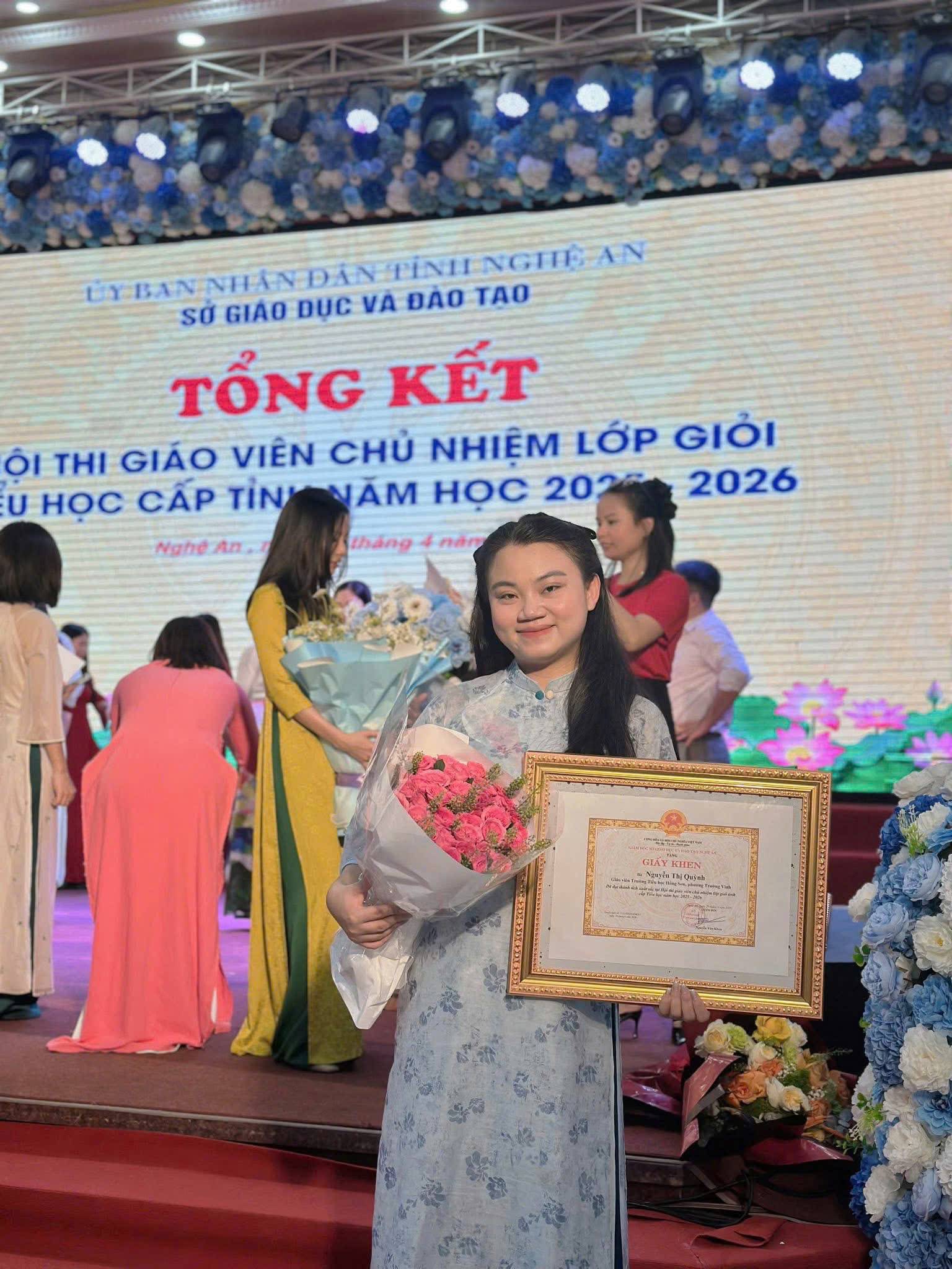 Xin chúc mừng cô giáo Nguyễn Thị Quỳnh đã đạt Giáo viên chủ nhiệm giỏi cấp Tỉnh, năm học 2025-2026