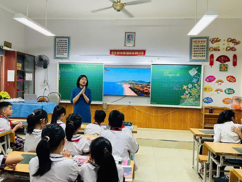 CHUYÊN ĐỀ: DẠY HỌC LỊCH SỬ VÀ ĐỊA LÍ ĐỊA PHƯƠNG