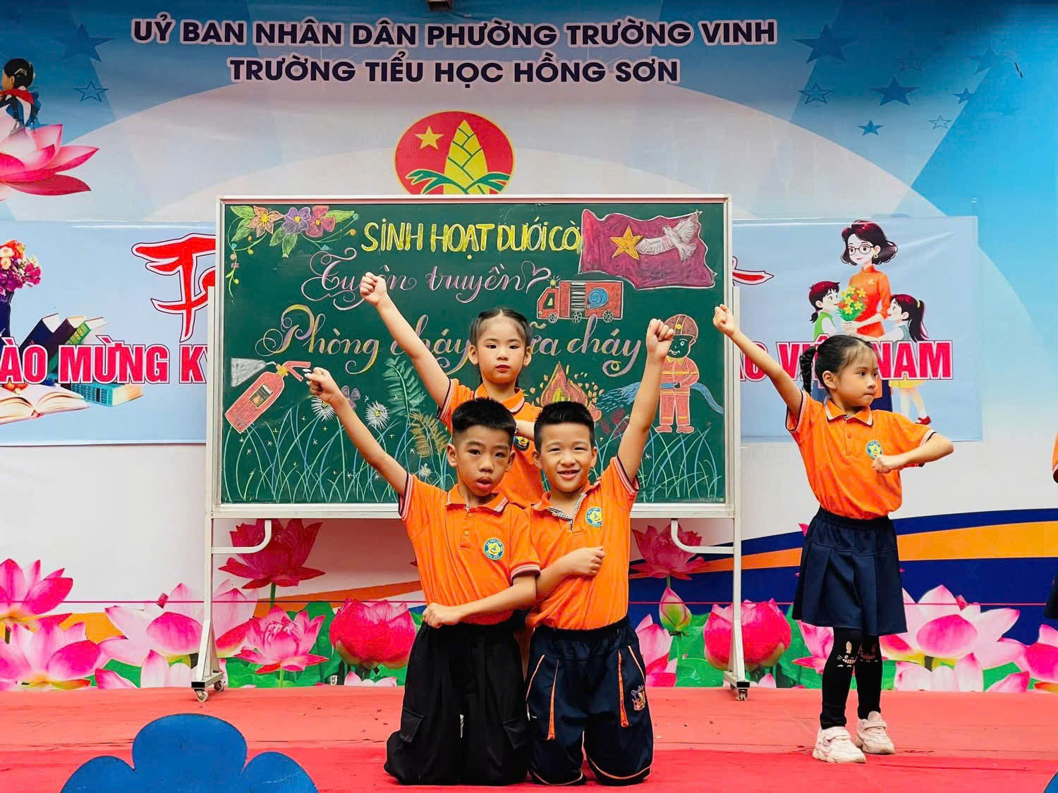 Sinh hoạt dưới cờ Khối 2: Tìm hiểu kiến thức Phòng cháy Chữa cháy