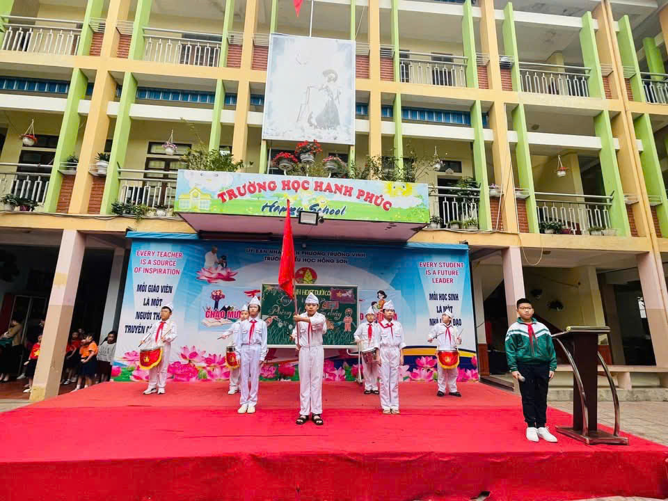 Sinh hoạt dưới cờ Khối 2: Tìm hiểu kiến thức Phòng cháy Chữa cháy