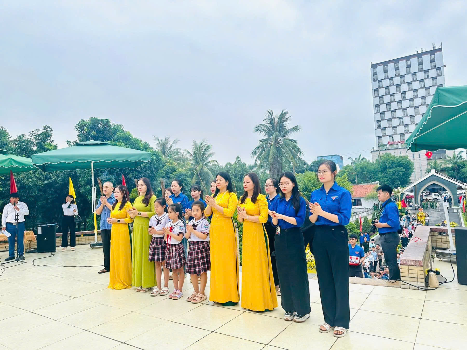 ĐỜI ĐỜI NHỚ ƠN CÁC ANH HÙNG LIỆT SĨ 27/7