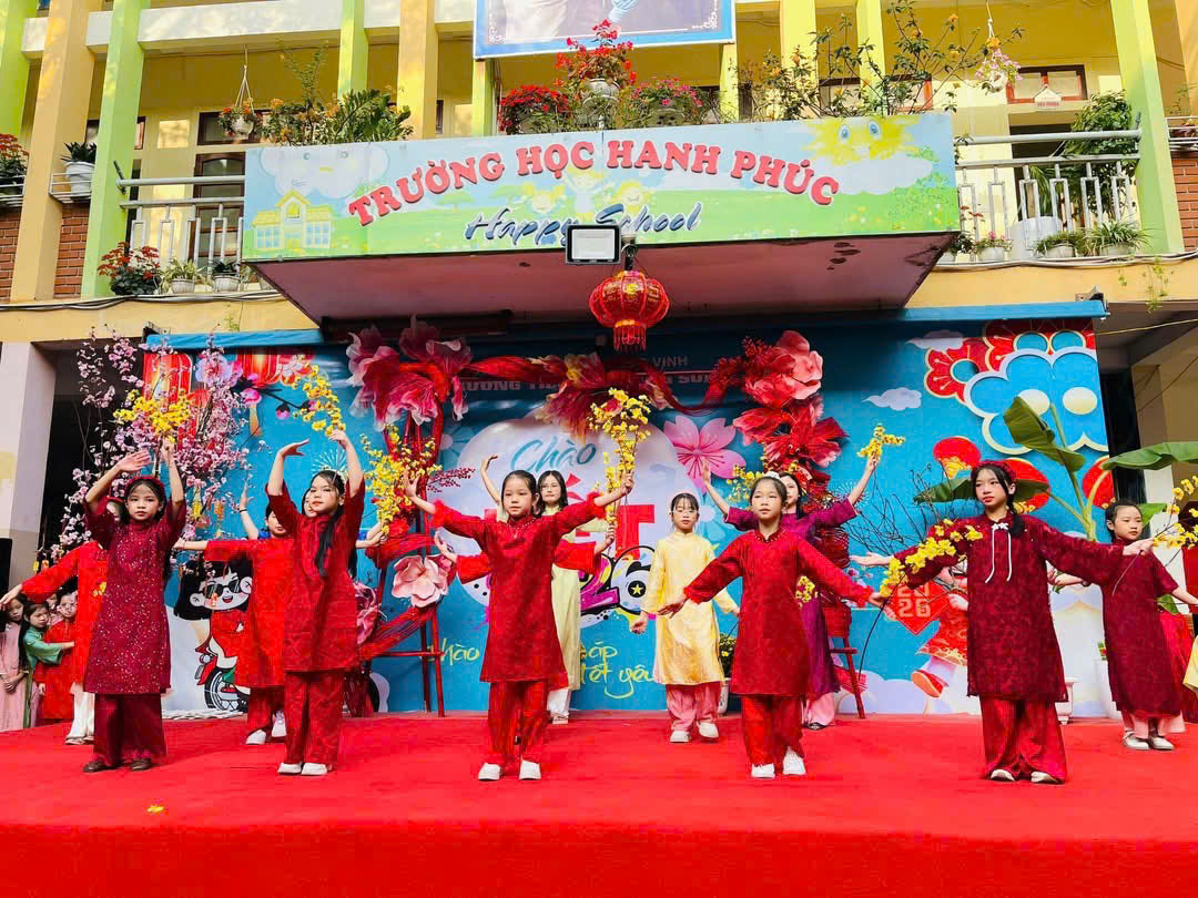 KHI YÊU THƯƠNG NỞ HOA TRÊN GỐC CÂY ƯỚC NGUYỆN...