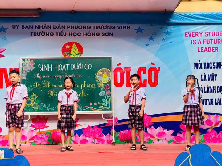 SINH HOẠT DƯỚI CỜ – RỰC RỠ SẮC MÀU MĂNG NON HỒNG SƠN